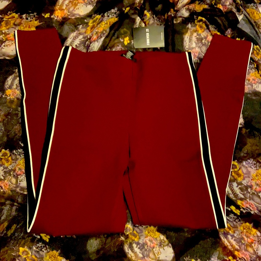 Forever 21 Long Leggings Burgundy And Black